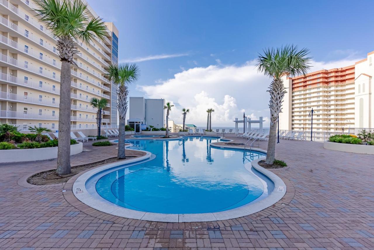 Luxurious 4 Bedroom Condo! Gulf Views! Sleeps 10 & Easy Beach Access! By Dolce Vita Getaways Pcb Apartment Panama City Beach